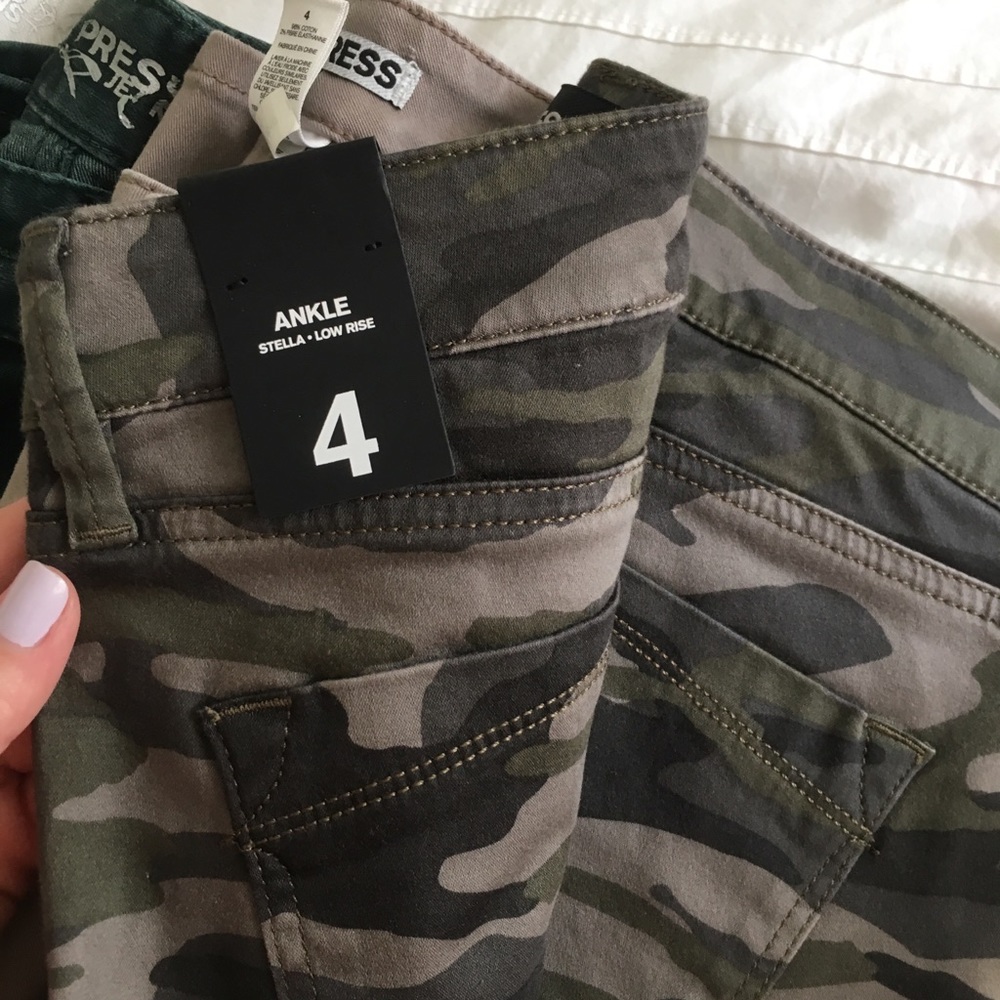 Express Skinny Jeans (5 pair bundle - no camo) - Picture 3 of 3